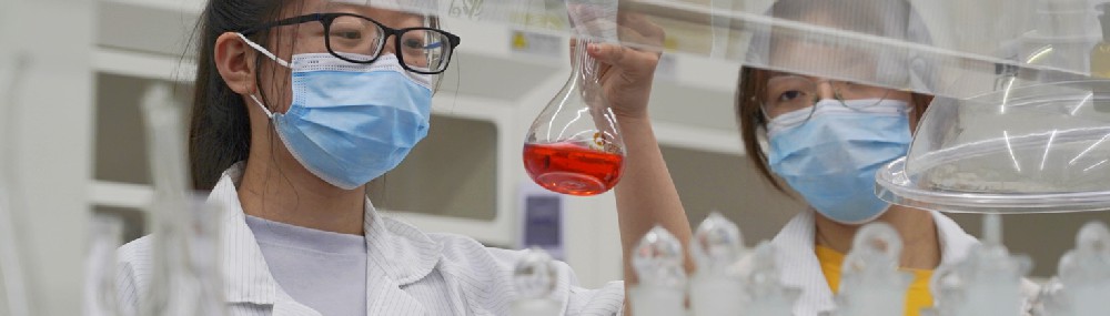 长征娱乐药业：消/健/械字号多资质转换，支持**衍生品开发